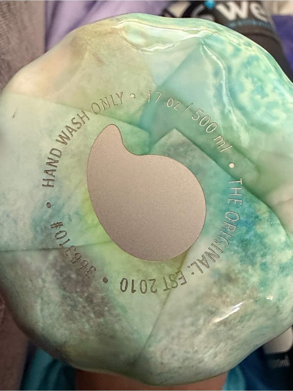 Brand new S’well Mother of Pearl 17oz Bottle - Picture 2 of 2